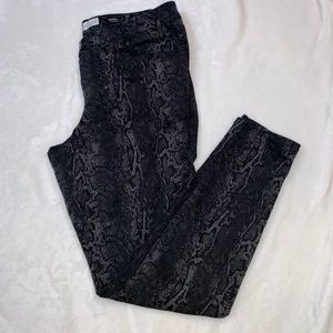 S & CO women pants skinny lowrise size 12